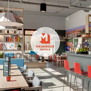 Meininger Airport Hotell