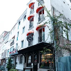 https://pearl-hotel-istanbul.istanbul-turkeyhotels.com