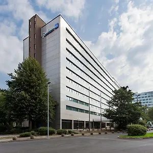 **** Отель Radisson Blu Conference Hotel, Германия