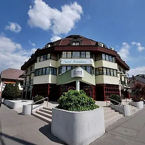 https://hotel-amadeus-budapest.inbudapesthotels.com